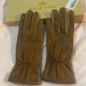 Ladies gloves 